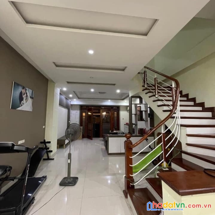 Cho thuê nhà #dương_đình_nghệ 50m2. ô tô đỗ cửa. 4 ngủ rộng thoáng. mt rộng. 0345781138