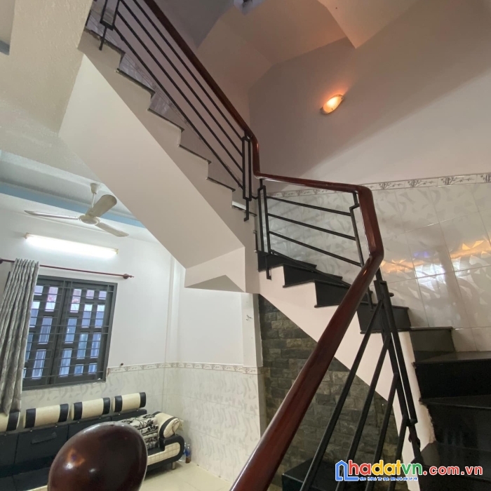 Bán nhà 3 tầng ngang 8m - hẻm oto gần 70m2 - nguyễn súy,tân phú - nhỉnh 7 tỷ