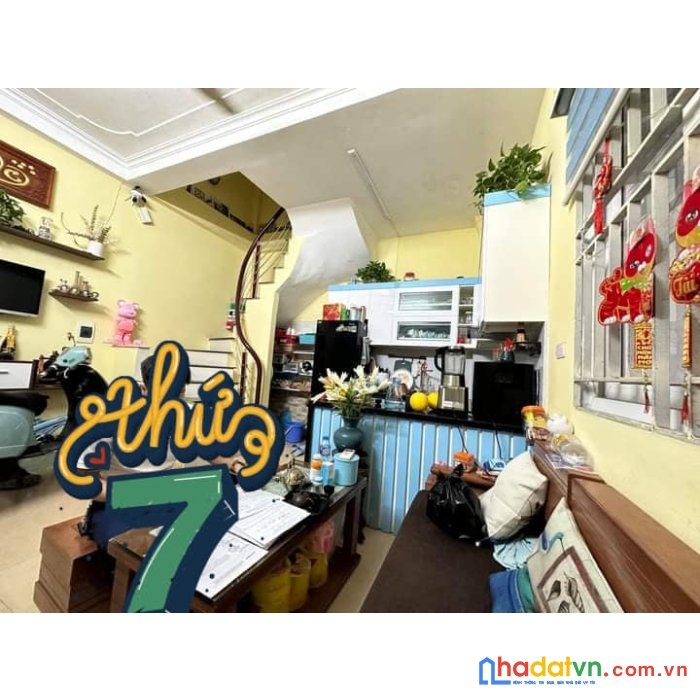 Nhà 5 tầng - mặt ngõ thông kinh doanh buôn bán nhỏ - ngõ trước nhà 3.5m - phố chùa láng - gần