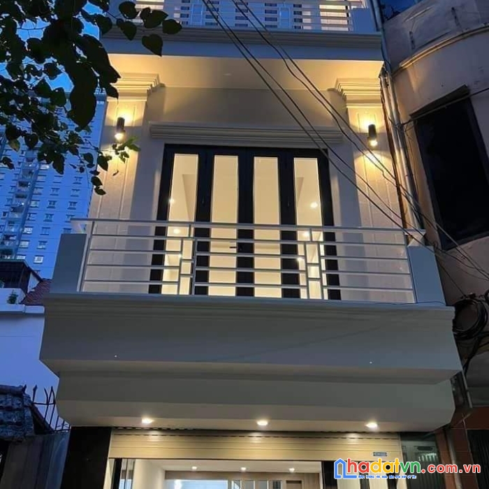 Bán nhà thái hà 35m x 4 tầng, mt: 3.4m, ô tô vào nhà