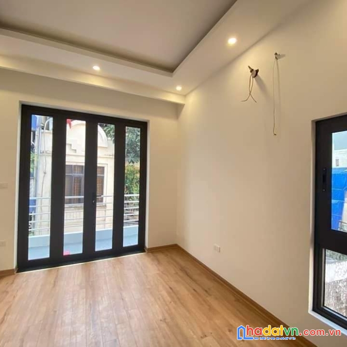 Bán nhà thái hà 35m x 4 tầng, mt: 3.4m, ô tô vào nhà