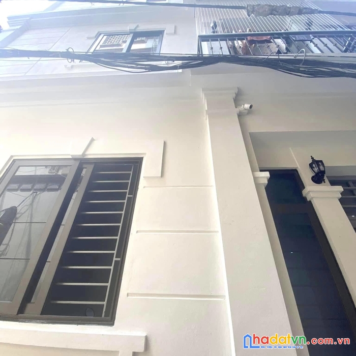 Bán nhà dòng tiền lô góc,100m 7 tầng đường láng đống đa 16 tỷ
94 7 5 16 tỷ