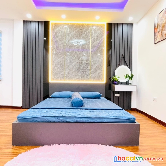 Bán nhà cực đẹp ngay sát phố trung phụng đống đa 33m 5 tầng 3.1 tỷ
32 5 4 3.15 tỷ