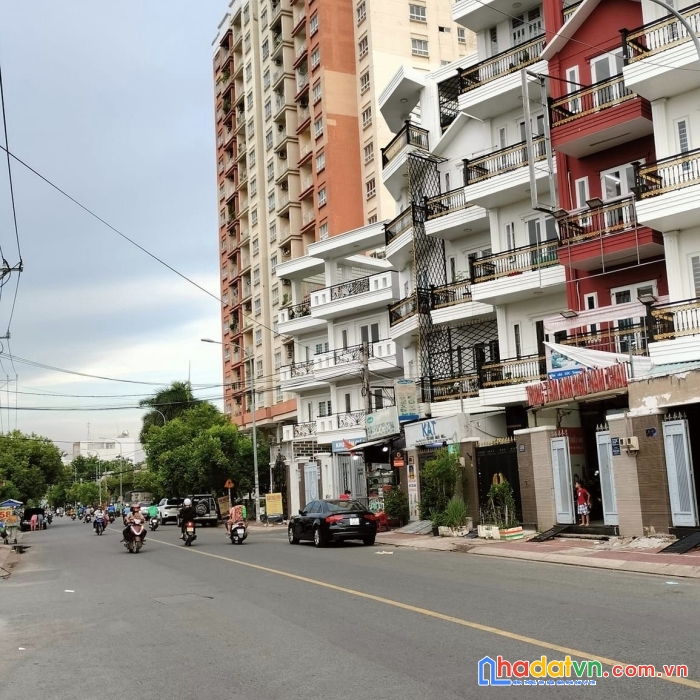 Bán nhà mặt tiền trương đình hội quận 8, ngang 6.8x38.3, 299m2, 22.9 tỷ