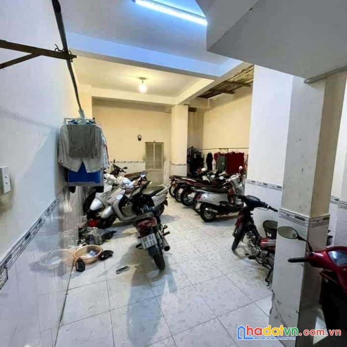 Bán nhà mặt tiền chỉ hơn 75 tr/m2, phạm đức sơn quận 8, ngang 6.8x38.3, 299m2.