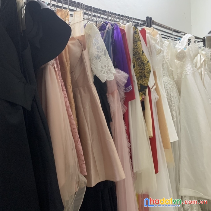 Cần sang nhượng studio chụp ảnh cho bé và gia đình ở p.lam sơn, tp thanh hoá, tel : 0945839866