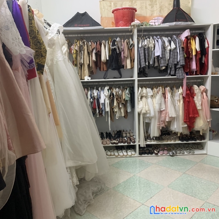 Cần sang nhượng studio chụp ảnh cho bé và gia đình ở p.lam sơn, tp thanh hoá, tel : 0945839866