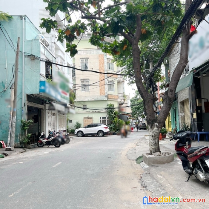 Cho thuê nhà 6 tầng mặt tiền đường nguyễn ngọc lộc p14q10