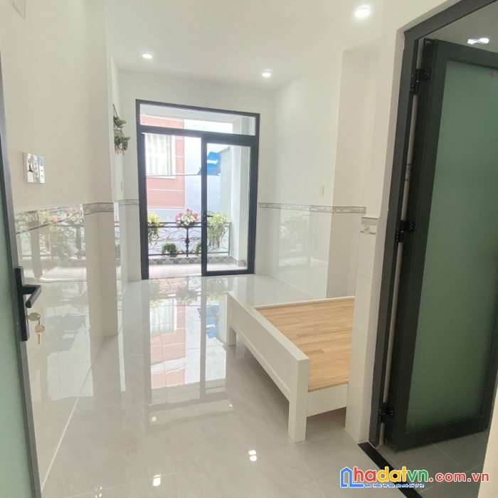 Nhà mới 2 tầng âu dương lân phường 3 quận 8 - 4 tỷ5