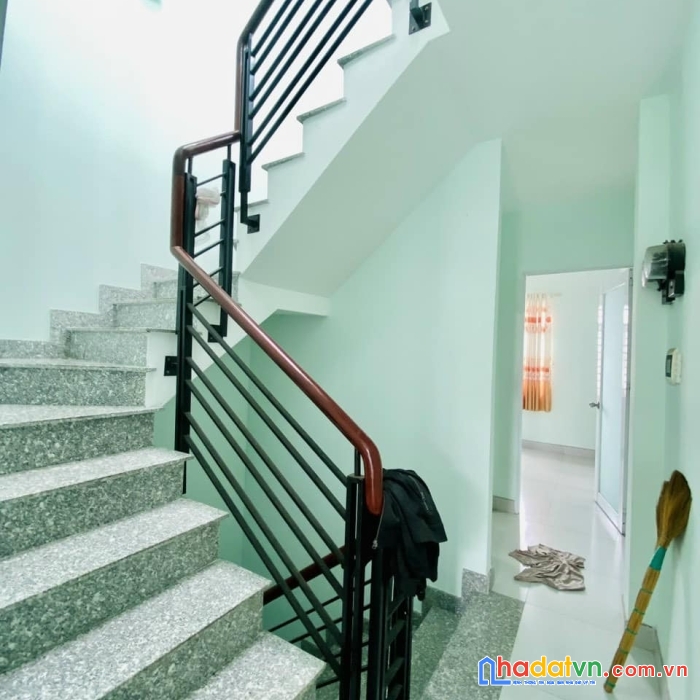Bán nhà 5 tầng đường sơn kỳ ,tân phú,hẻm kinh doanh 8m,chỉ 4 tỷ xx