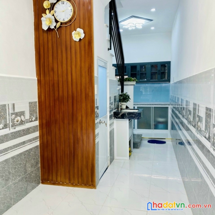 Nhà 2 tầng mới đường nguyễn chế nghĩa, p12 q8. giá 2,2 tỷ