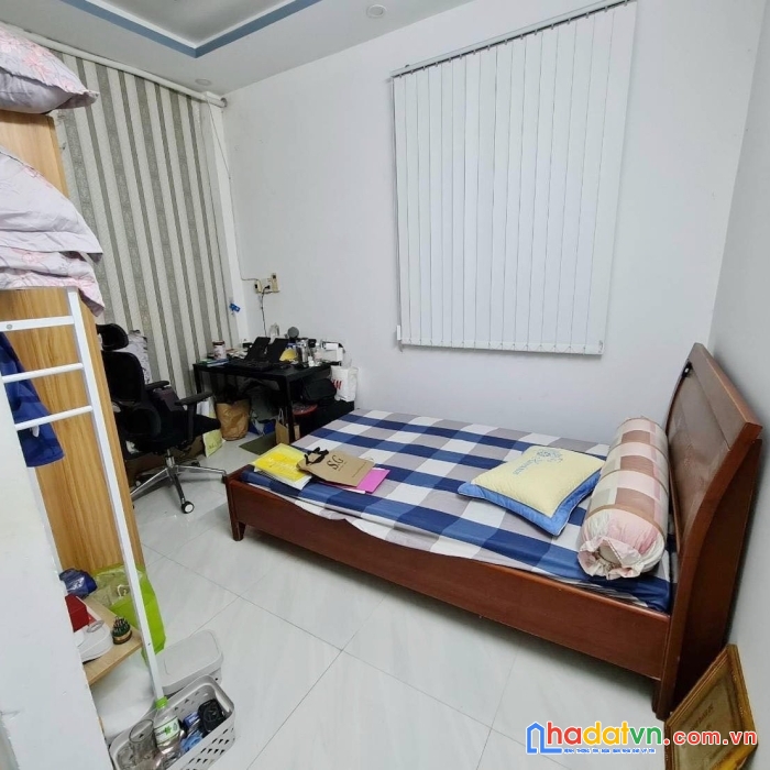 Nhà 4 tầng mặt tiền thụt đường âu dương lân p3q8. giá 5,7 tỷ tl