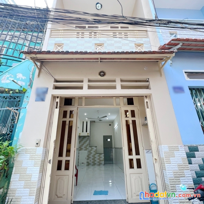 Cho thuê nhà 2 tầng hẻm 125 nguyễn thị tần p2q8 - giá : 9 triệu
