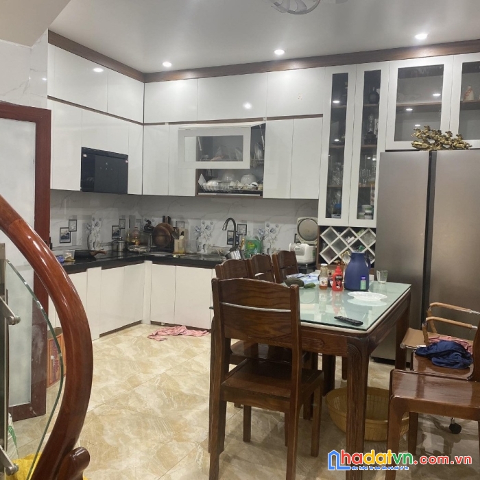 Bán nhà 2 tầng ngõ 445 lạc long quân, (ngõ 158 võ chí công), tây hồ, hà nội