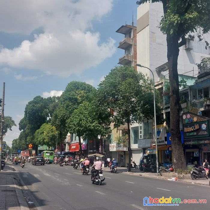 Bán nhà khu biệt thự võ thị sáu quận 3, ngang 18x18.3, giá 39.9 tỷ