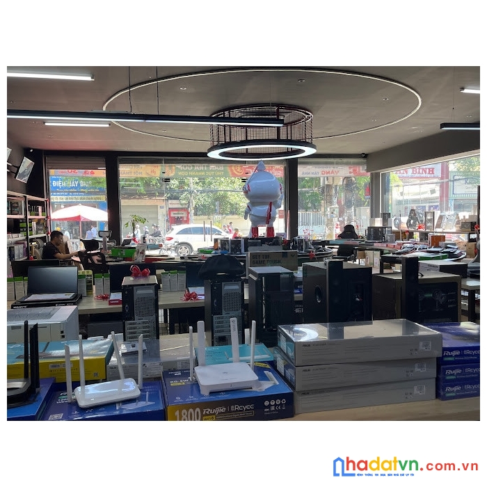 Cho thuê nhà góc 2mt ( gần tòa nhà etown cộng hòa ) đường trường chinh, p.14, q.tân bình