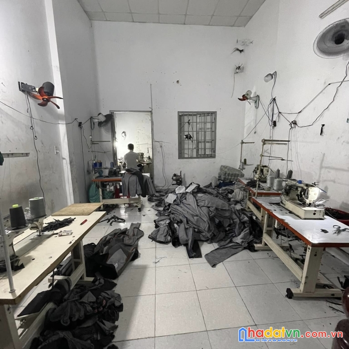 Bán gấp nhà 3 tầng - hẻm oto đổ cửa - gần 90m2 - nguyễn sơn,tân phú - nhỉnh 6 tỷ