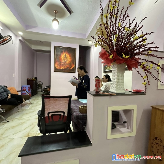 Bán nhà 3 tầng 50m2 - hẻm hxh ngủ trong nhà - tân hương,tân phú - nhỉnh 6 tỷ