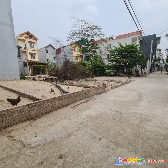 Chính chủ tôi cần bán gấp 56.8m2, đường 5m, thông thoáng 2 đầu, chợ kim xuân nộn đông anh, chỉ 1,8