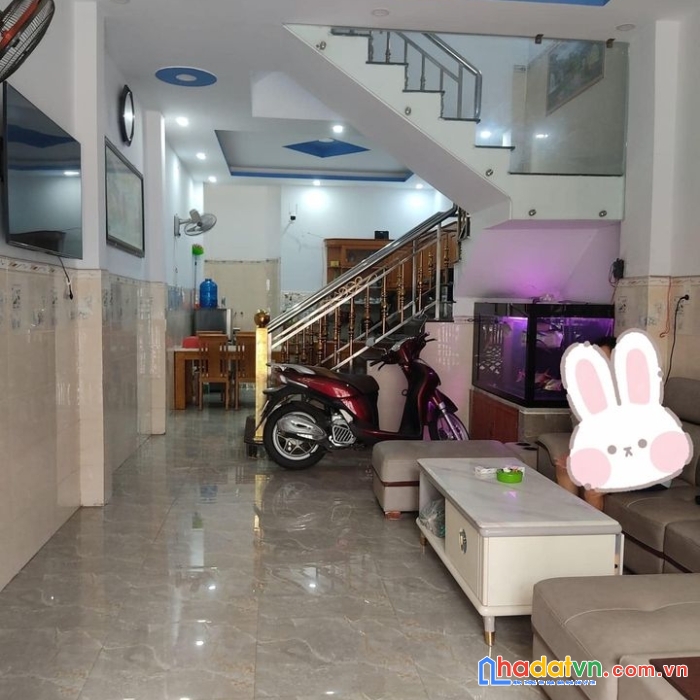 Bán nhà mặt tiền hẻm 8m tô ký thông nguyễn văn quá, 56m2 nhỉnh 4 tỷ, ở ngay
