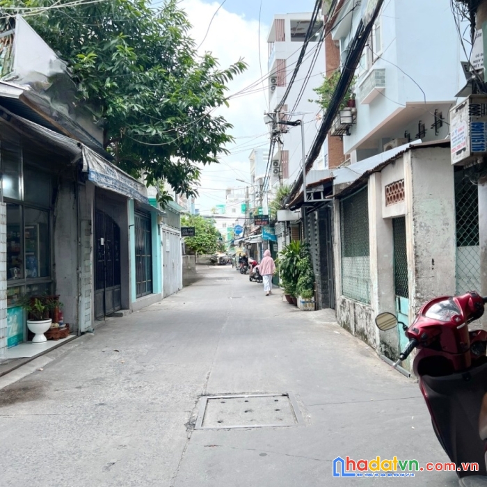 Nhà góc 2 tầng hẻm thẳng đường dương bá trạc p1q8 - giá 3.69 tỷ