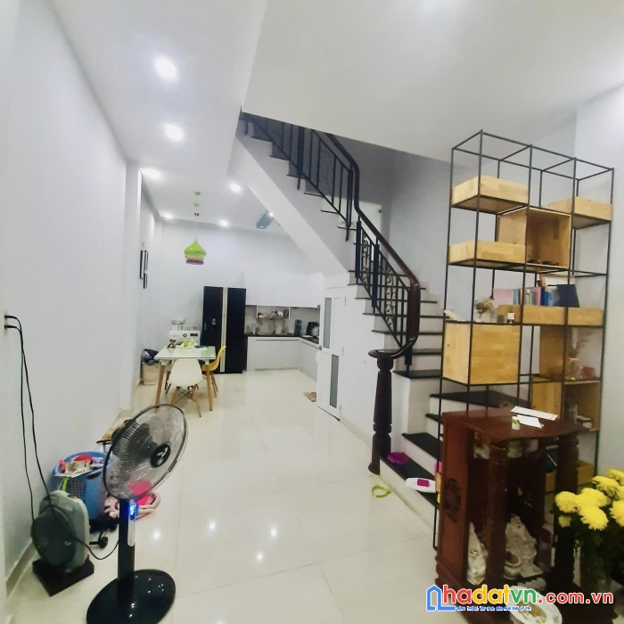Bán nhà 3 tầng - hẻm văn minh 50m2 - sổ vuông vức - lê trọng tấn,tân phú - nhỉnh 4 tỷ