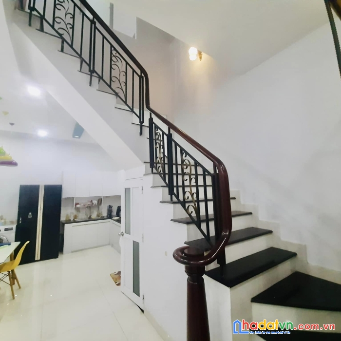 Bán nhà 3 tầng - hẻm văn minh 50m2 - sổ vuông vức - lê trọng tấn,tân phú - nhỉnh 4 tỷ