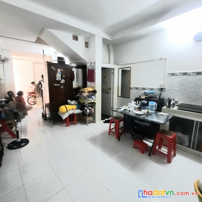 Bán nhà hxh đỗ cổng - hơn 40m2 – cách mạng,tân phú – nhỉnh 3 tỷ