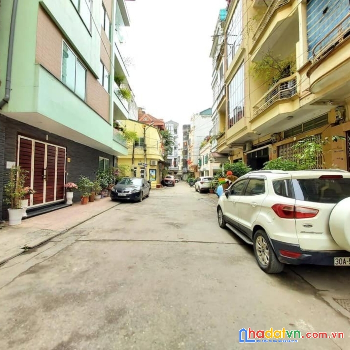 Cho thuê nhà cv #nghĩa_đô, ngõ xe tải. ô tô đỗ cửa 24/7. 50m2. 4 ngủ. 15 tr/tháng 0345781138