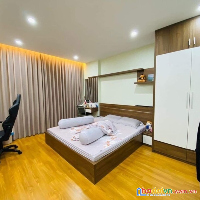 Cho thuê nhà cv #nghĩa_đô, ngõ xe tải. ô tô đỗ cửa 24/7. 50m2. 4 ngủ. 15 tr/tháng 0345781138