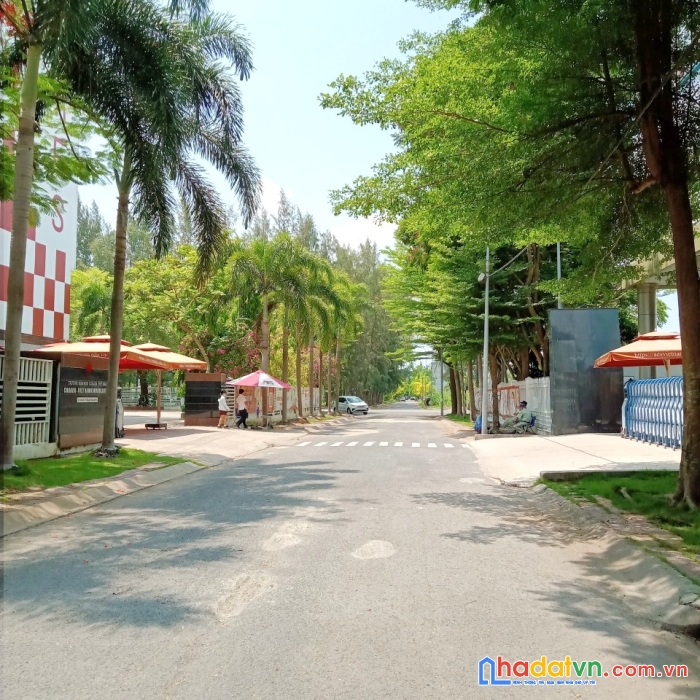 Bán lô đất đường 3b - 12m kdc geenlife 13c - giá : 4.5 tỷ (tl)