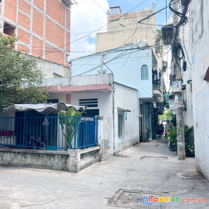 Nhà góc đẹp (6.5x13m) gần mặt tiền ba đình p8q8 - giá : 7.5 tỷ