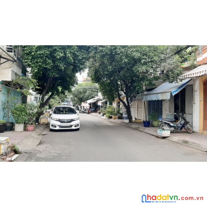 Cho thuê nnc đường nội bộ hưng phú p9q8. giá 9 triệu