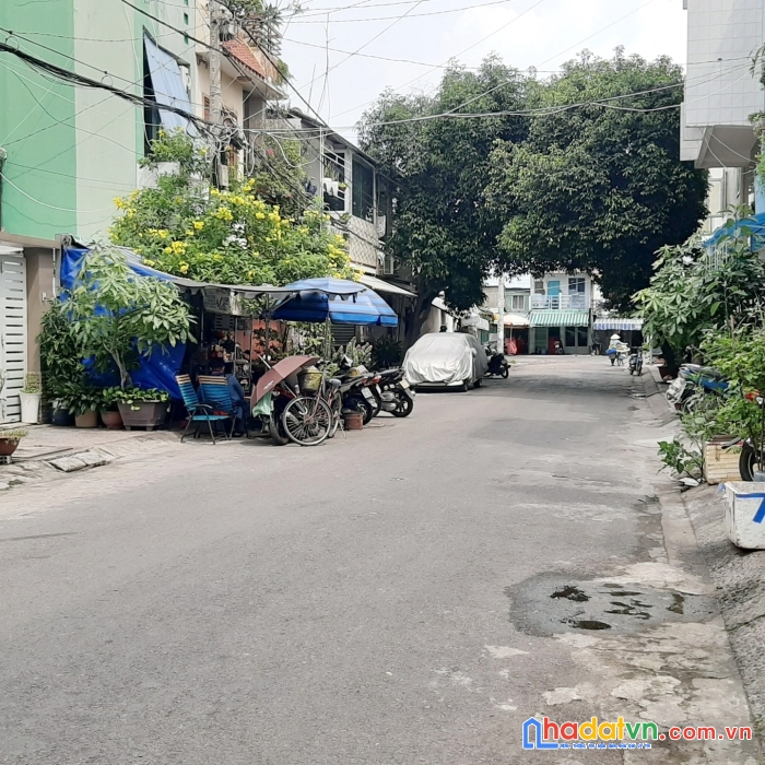 Cho thuê nnc đường nội bộ hưng phú p9q8. giá 9 triệu