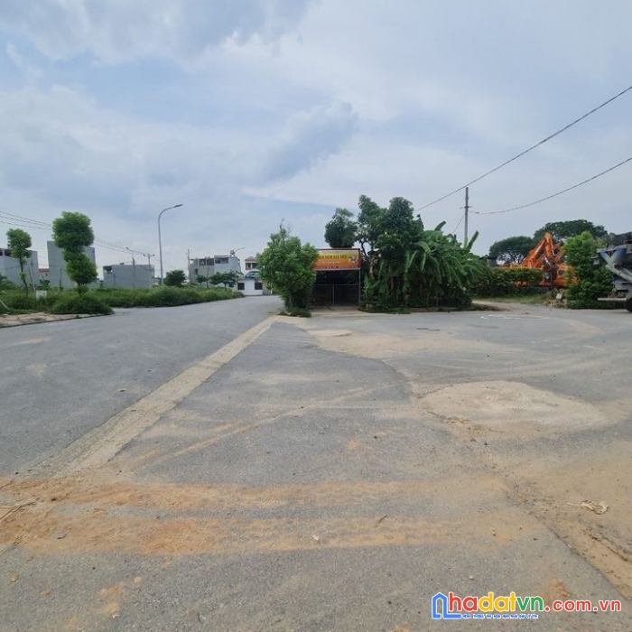 Bán lô đấu giá x1 nguyên khê đông anh, cạnh kênh sông đào, cực vip, giá lại vô cùng hợp lý