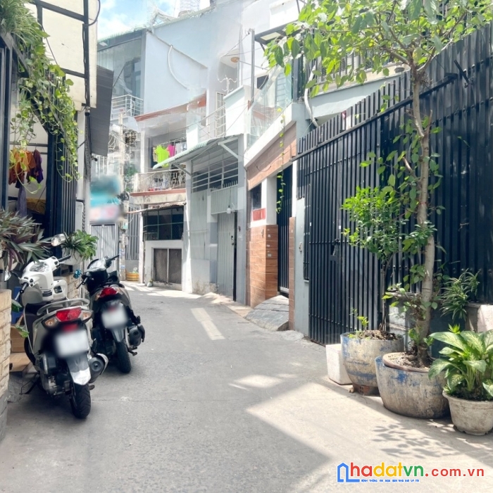 Nhà góc đẹp mặt tiền hẻm dương bá trạc p1q8 giá 3tỷ690