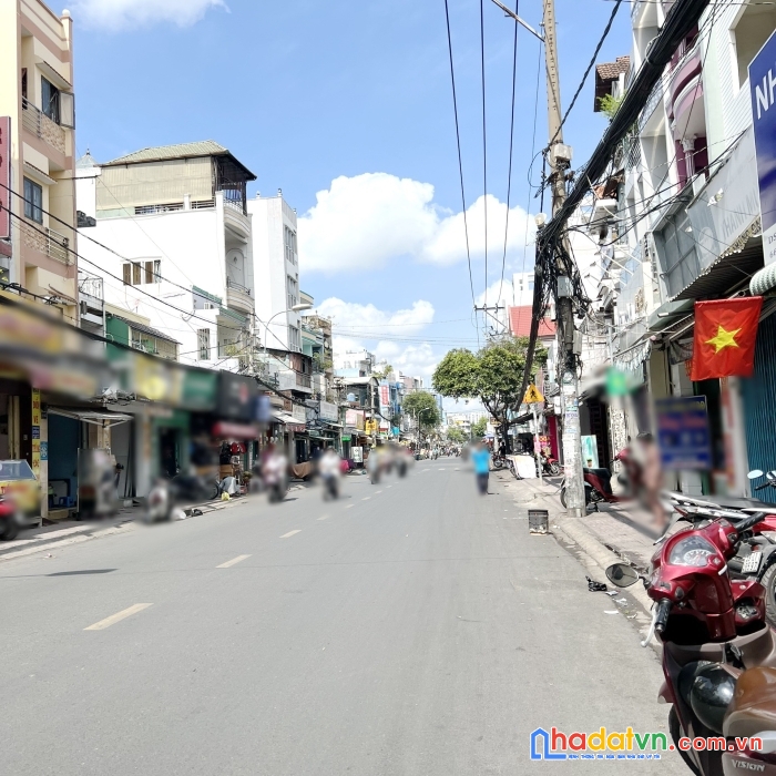 Nhà 5x13m nở hậu 3 tầng mặt tiền hưng phú p9q8 - giá 13.3 tỷ