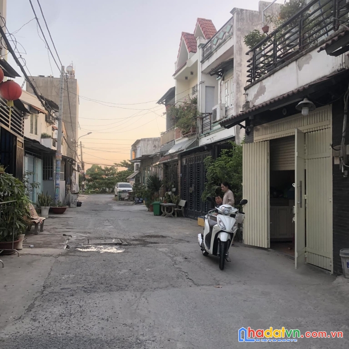 Bán nhà hxh 6m – 60m2 nhà 1 sẹc nguyễn sơn,tân phú – nhỉnh 5 tỷ