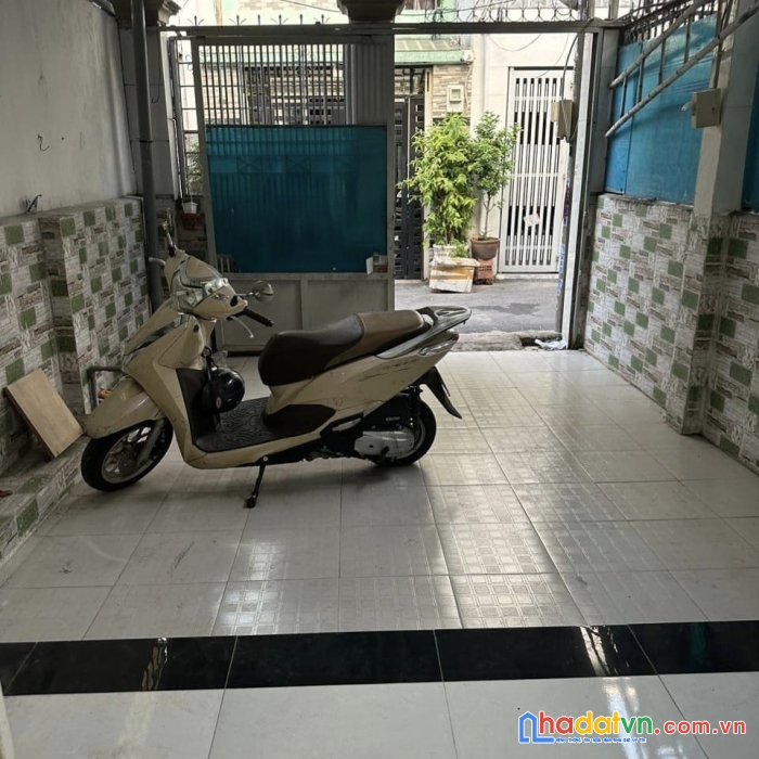 Tt gò vấp p8, ngay cv làng hoa hẻm 3m gần mặt tiền, dt 68m2, 2pn, hẻm nhựa sạch sẽ an ninh, sổ