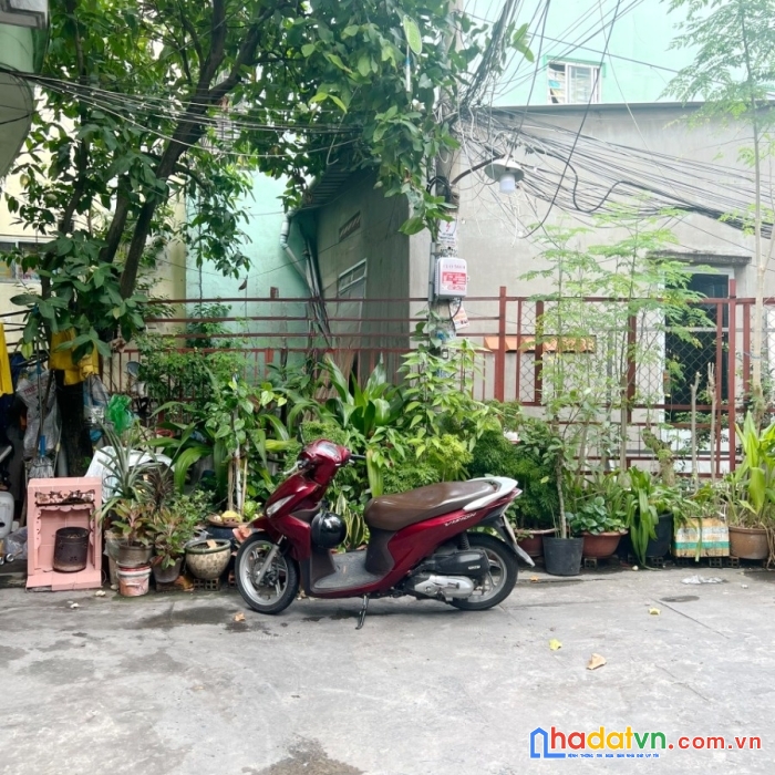 Nhà 3 tầng sổ hồng chung đường lưu hữu phước p15q8 - 2.5 tỷ