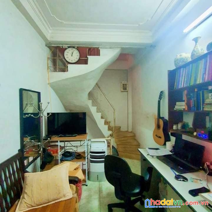 Bán nhà 4 tầng 20m2 3 ngủ phố ngõ sĩ liên  giá:1.45 tỷ quận đống đa .