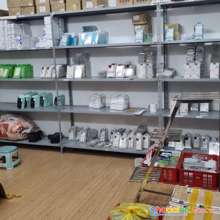 Chính chủ bán nhà mặt phố ngã 3 quỳnh mai hai bà trưng, thuận tiện kinh doanh hoặc cho thuê làm vp