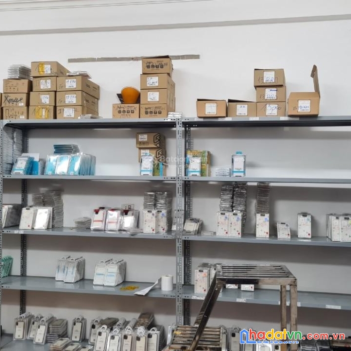 Chính chủ cho thuê nhà 6 tầng làm văn phòng tại ngã 3, đưởng rộng tại quỳnh mai, hai bà trưng