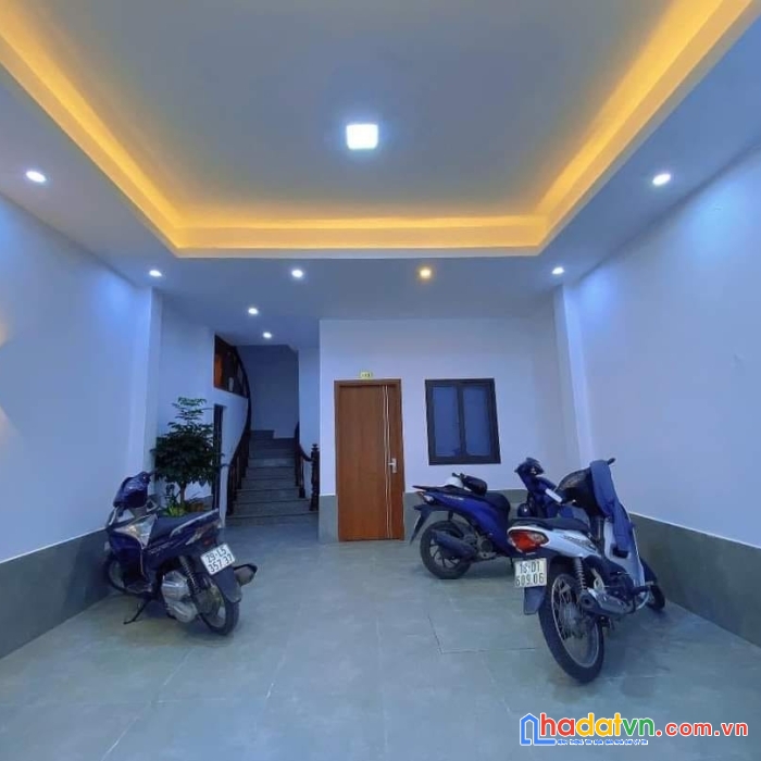 Gà đẻ trứng vàng - trung tâm cầu giấy - ngõ quận uỷ - căn hộ dịch vụ 14 phòng khép kín - dòng tiền