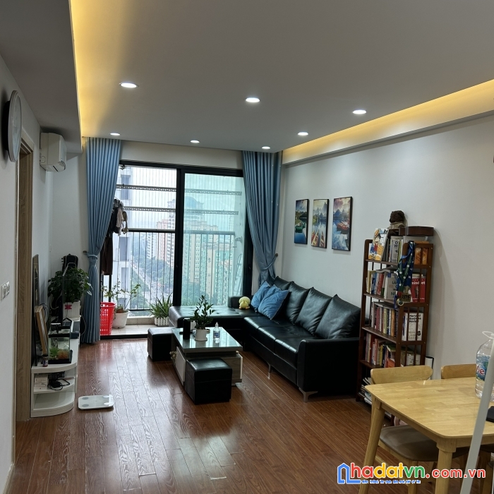 Chính chủ bán căn hộ 61.5m2, 2 phòng ngủ, full đồ, chung cư hd mon. giá thương lượng