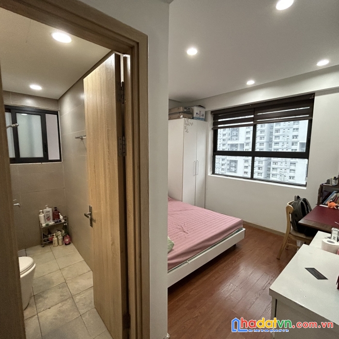 Chính chủ bán căn hộ 61.5m2, 2 phòng ngủ, full đồ, chung cư hd mon. giá thương lượng