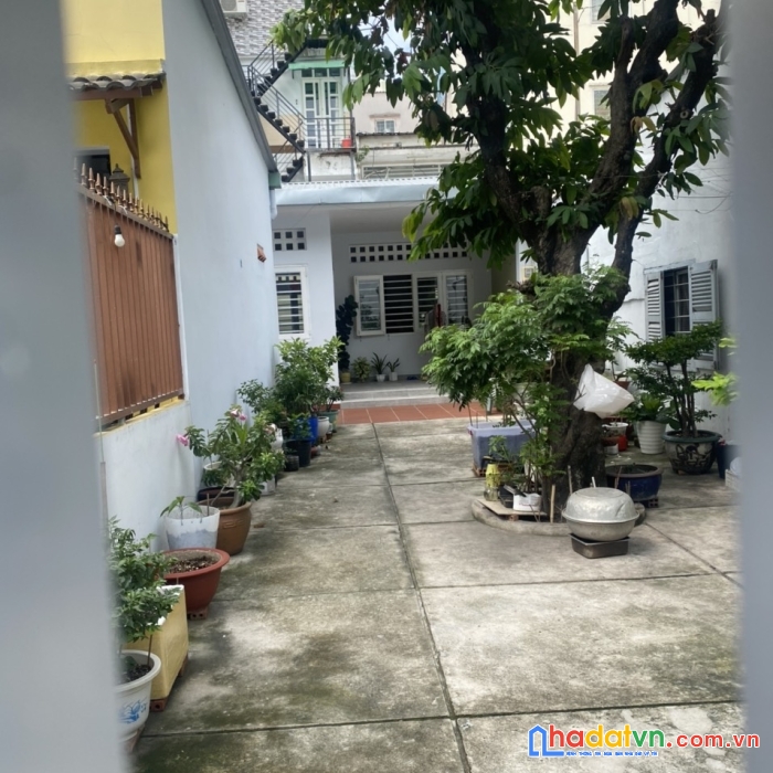 Nhà mt nở hậu ngay trung tâm quận 1, đường hồ hảo hớn, p.cô giang