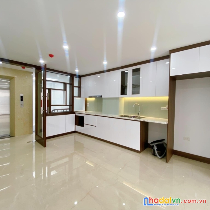 Chính chủ bán nhanh nhà phố trung kính, cầu giấy. 78m2, 7 tầng, 27 tỷ 0879868223