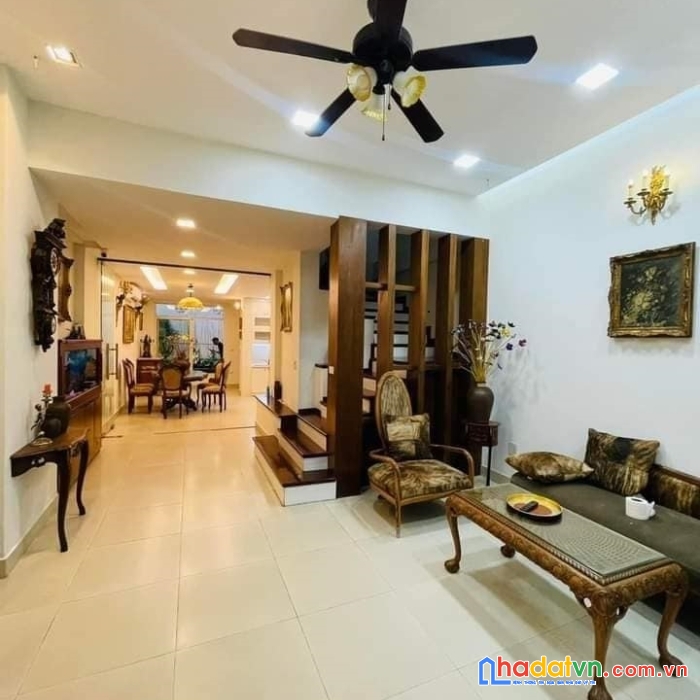 Bán gấp nhà dân xây phố ỷ la, dương nội 46m2, 4 tầng sát ô tô giá 3.8 tỷ