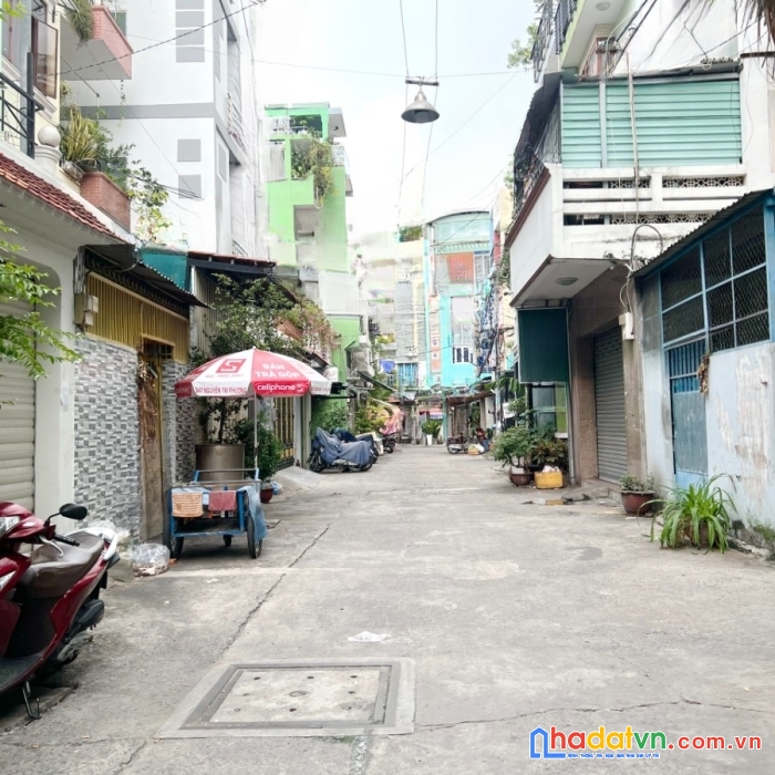 Cho thuê nhà 3 tầng hẻm xe tải đường nguyễn tri phương p5q10 - 17 triệu